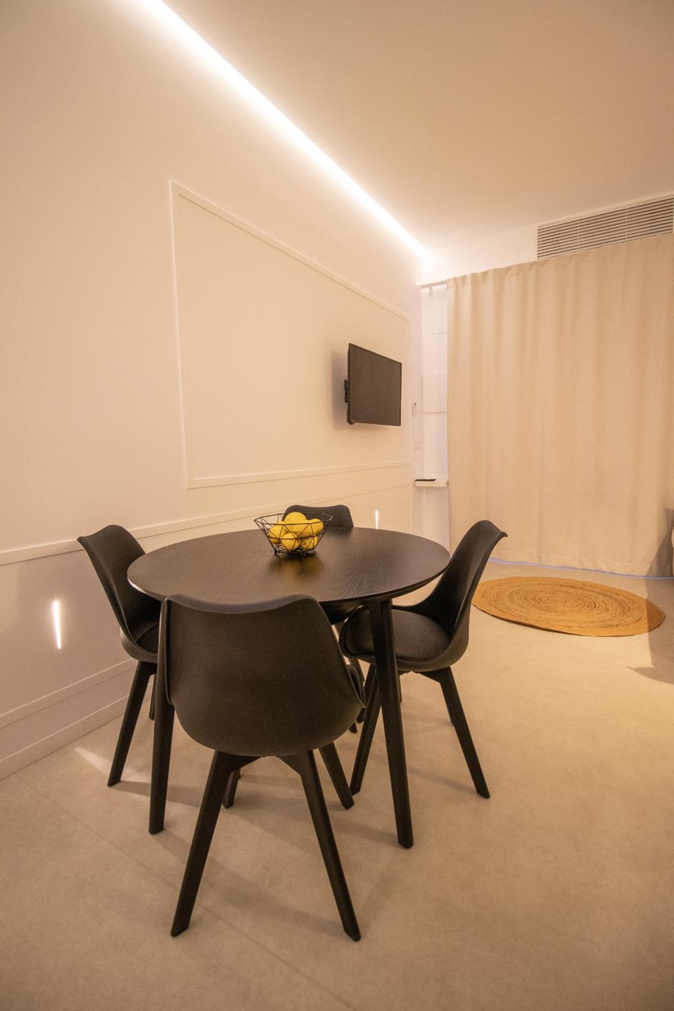 Breathe Apartments By Concept Flats Valencia Exterior photo