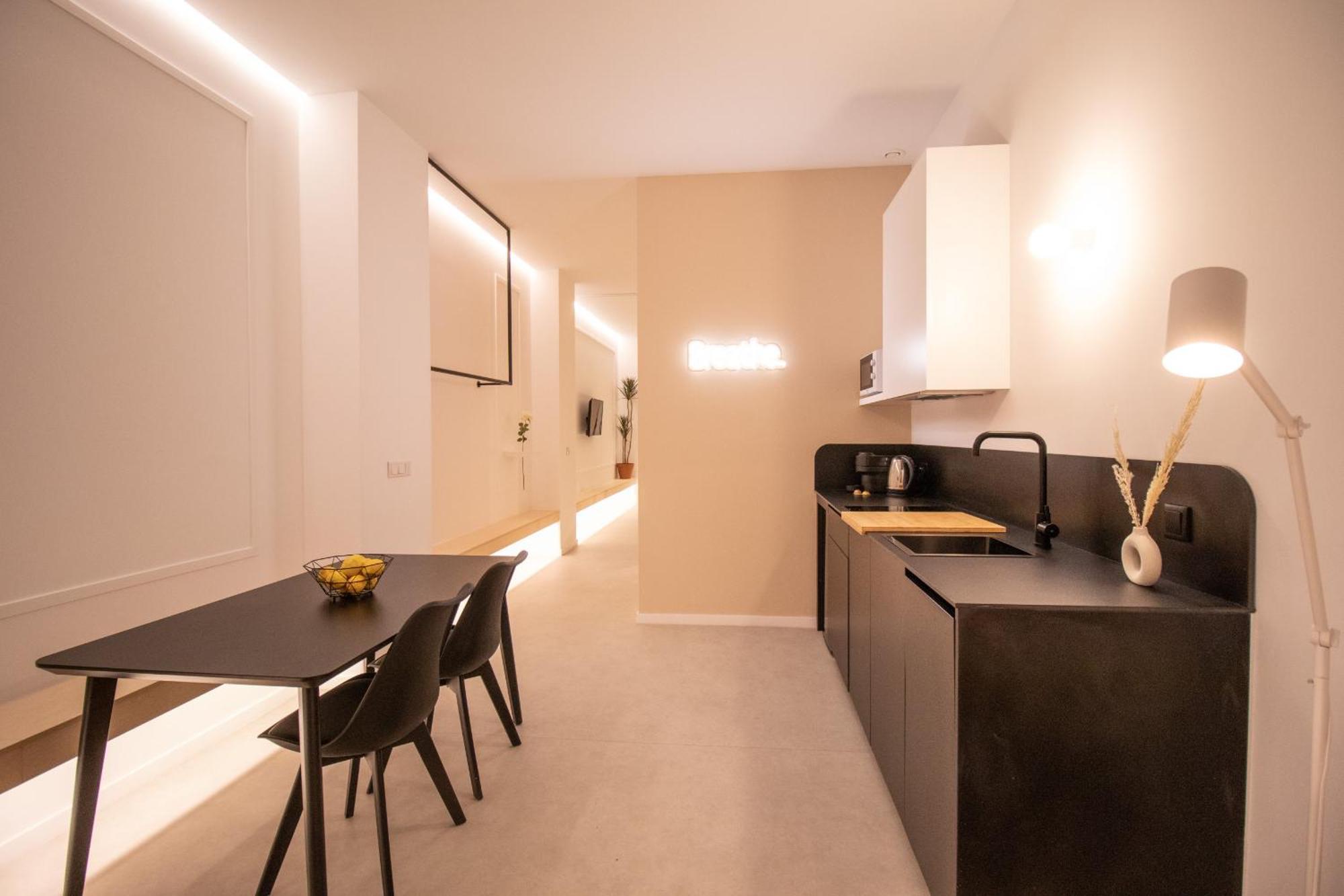 Breathe Apartments By Concept Flats Valencia Exterior photo
